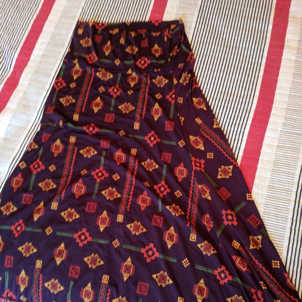 LuLaRoe Maxi Shirt